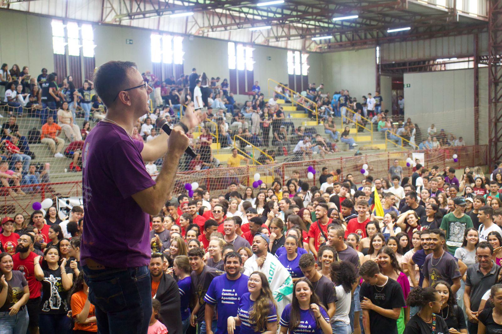 gilvan e a juventude diocesana no DNJ 2023 em Cássia