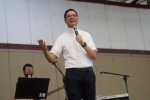 padre michel dnj 2023 Setor Diocesano das Juventudes da Diocese de Guaxupé Dia Nacional da Juventude é celebrado no Santuário de Santa Rita, em Cássia